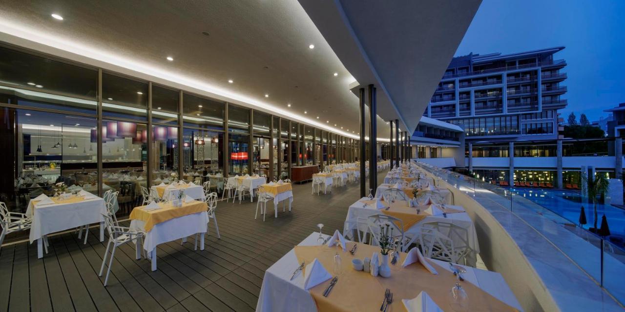 The Sense Deluxe Hotel Side Exterior foto